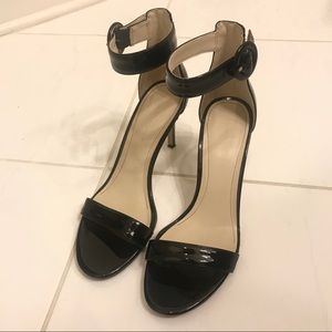MARC FISHER BLACK PATENT SANDALS